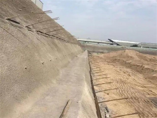 河口河道边坡加固